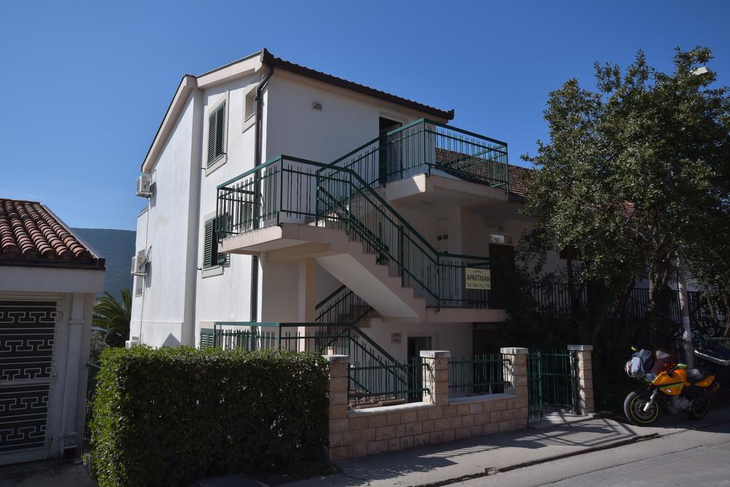 Apartments Mako Herceg Novi Exterior photo